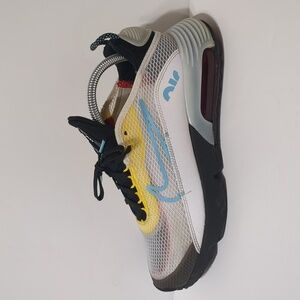 Nike Air Max 2090 GS Sneakers Size 6.5Y women size 8